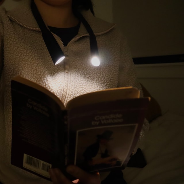 Produktbild 2 för Hands-free Booklight Kikkerland