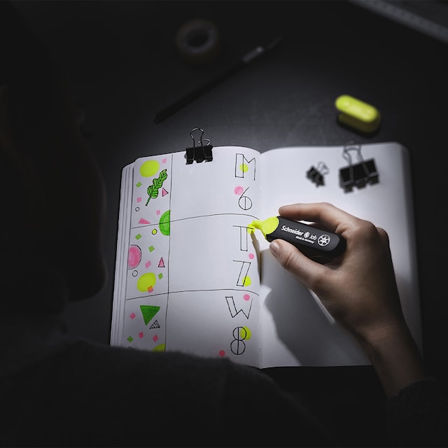 Tuotekuva 4 - Schneider Highlighter JOB 4kpl kotelossa