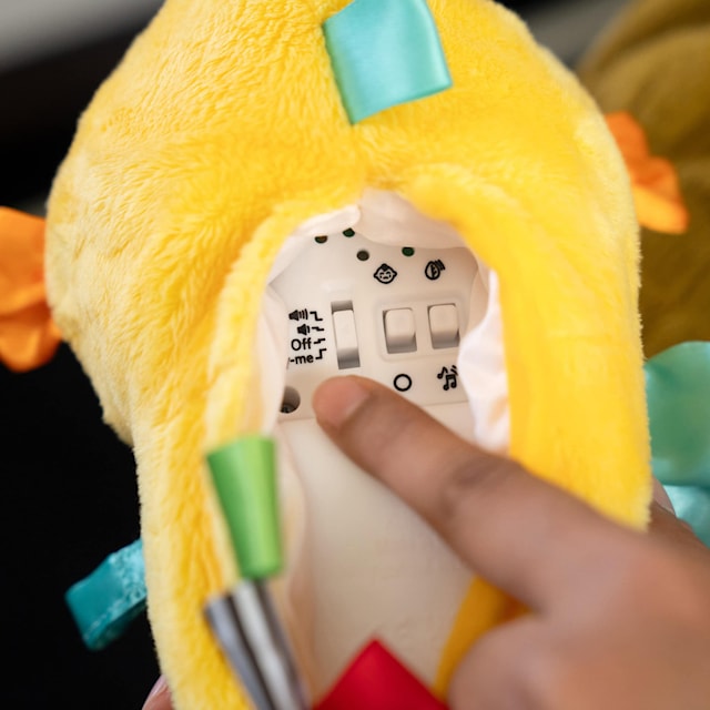 Produktbilde 3 for Sea Dreams Sjøhest™ - Beroligende bamse med lyd - Gul Learning Resources