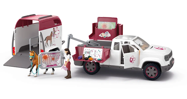 Produktbilde 1 for Horse Club Mobile Vet med Trailer Schleich
