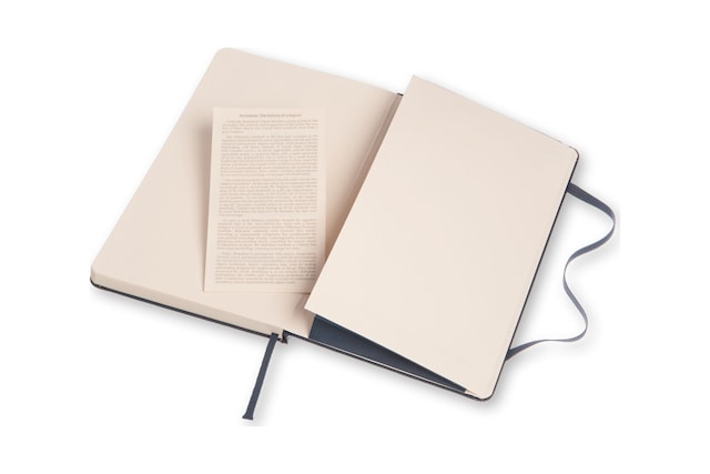 Produktbild 2 för Antecknignsbok Classic Hard Linjerad Large Sapphire Blue Moleskine