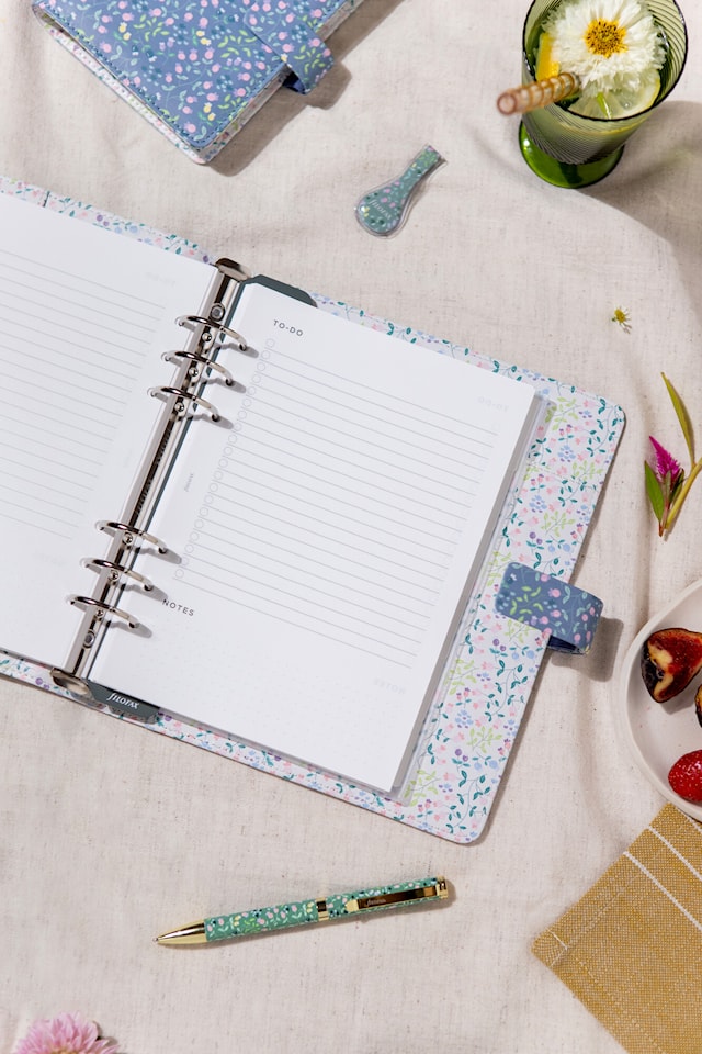 Produktbild 4 för Systemkalender A5 Meadow Blå Filofax