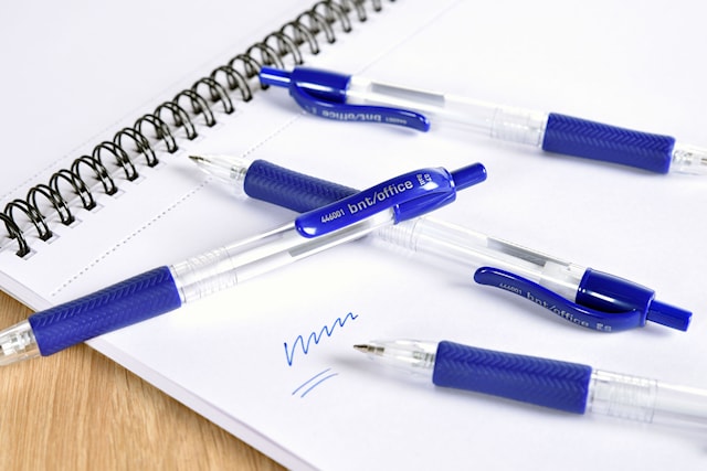 Produktbild 2 för Kulspetspenna 0,7 mm 4-pack BNT Office