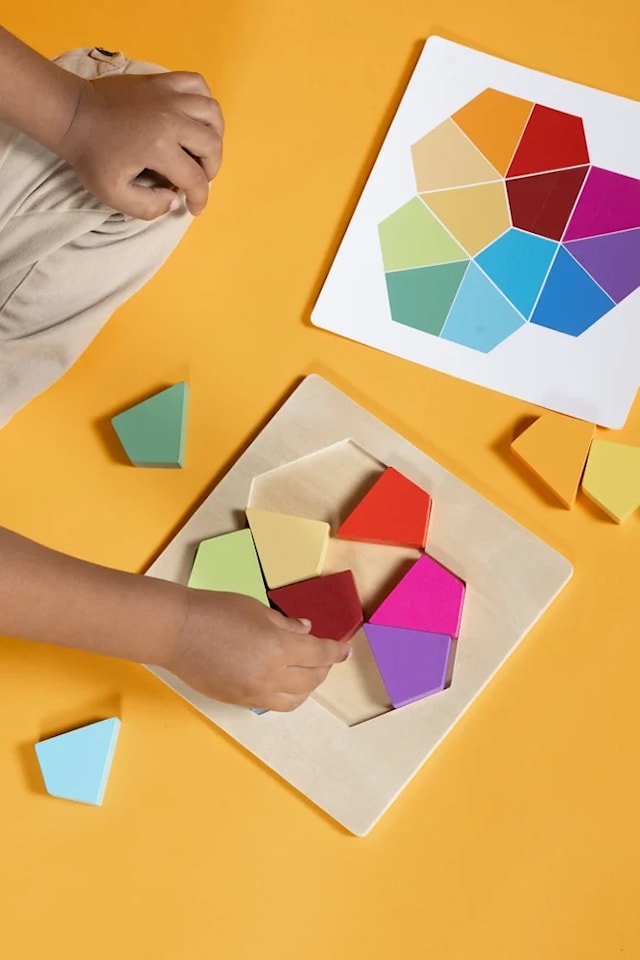 Tuotekuva 3 - Leikki ja opi laatikko Väri Jabadabado