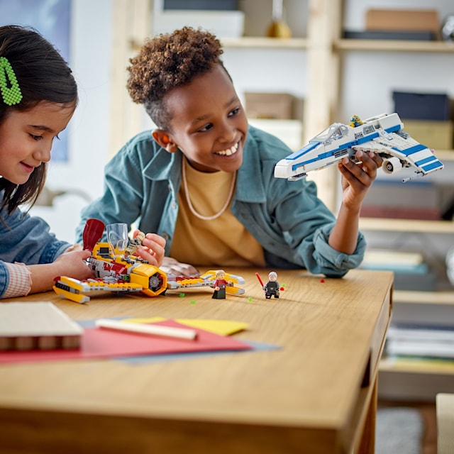 Produktbilde 4 for Den nye republikkens E-Wing™ mot Shin Hatis Starfighter™ LEGO® Star Wars™  (75364)