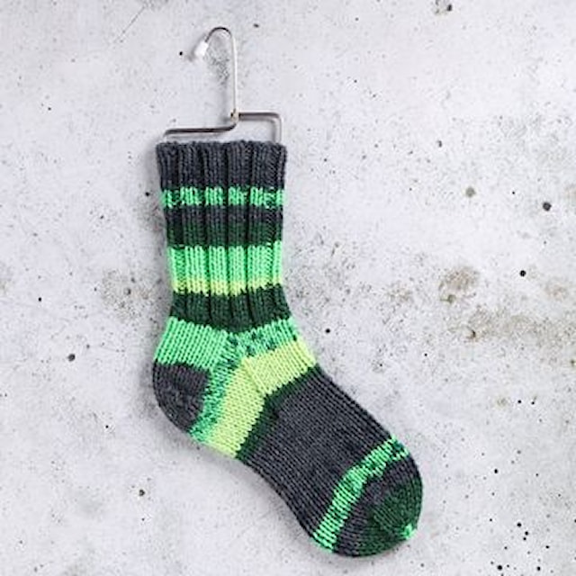 Tuotekuva 2 - Raggi Garn Lanka Villasekoite 100 g Alien Jam (41) Järbo