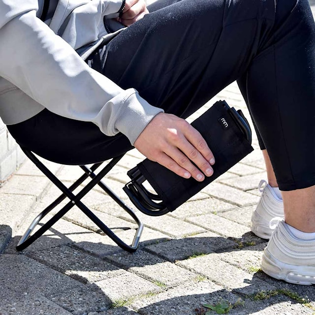 Tuotekuva 7 - Taitettava taskujakkara Pocket Stool