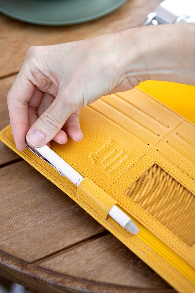 Produktbilde 4 for Systemkalender A5 Finsbury Gul Filofax