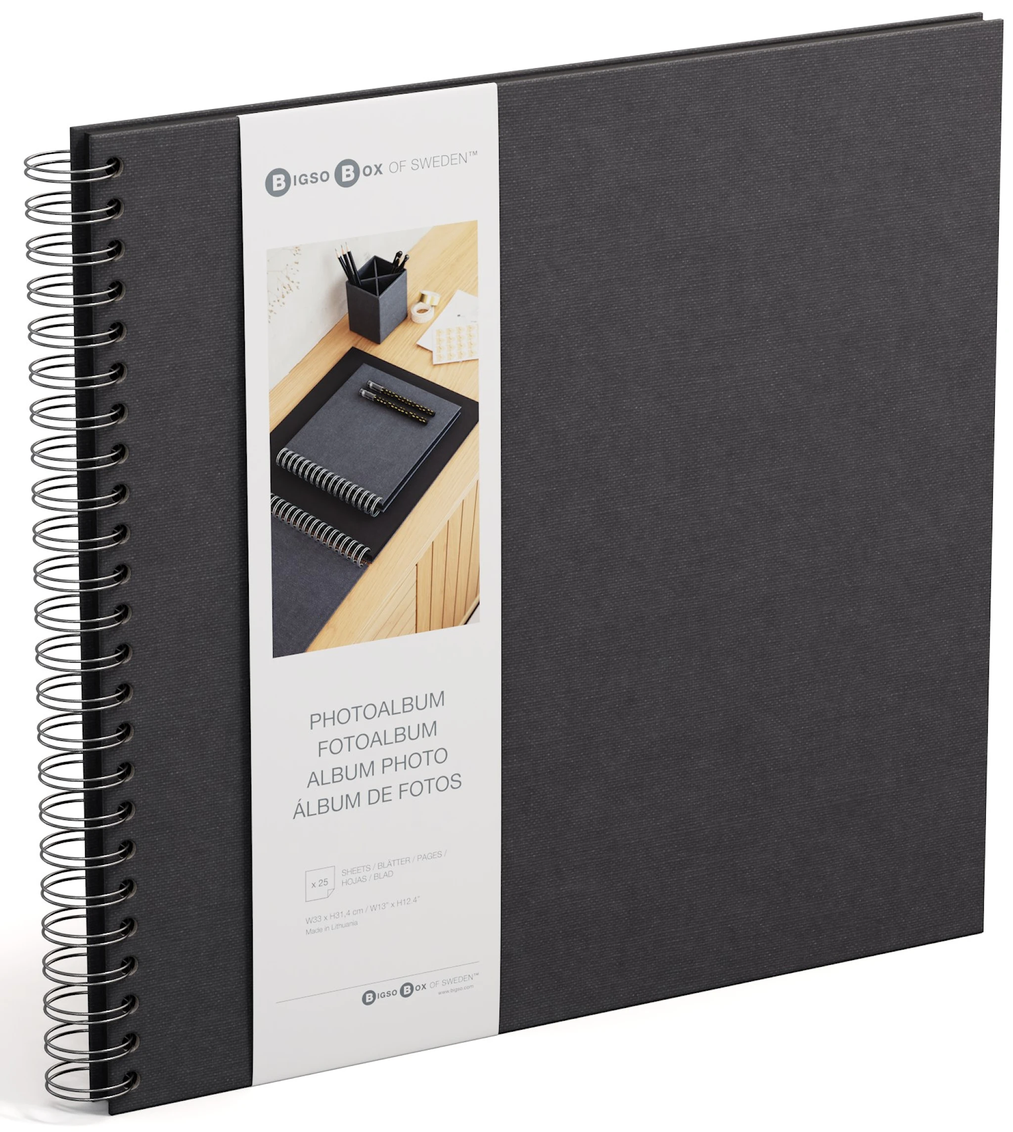 Tuotekuva ille Valokuva-albumi Musta Mustilla Lehdyköillä 35x31,5cm Bigso Box of Sweden