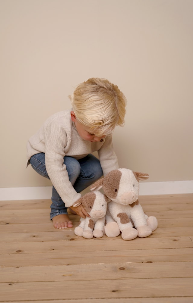 Produktbild 4 för Little Farm Gosedjur 17 cm Ko Little Dutch