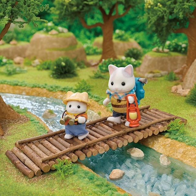 Produktbilde 4 for Eventyrsett Søskenene Lattekatt Sylvanian Families