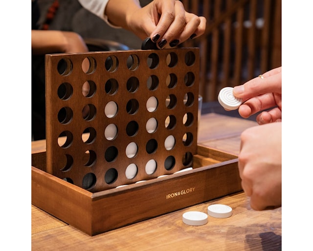 Tuotekuva 1 - Fyra i Rad Träspel, Iron & Glory