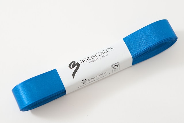 Royal Satiininauha 15mm x 5 metriä