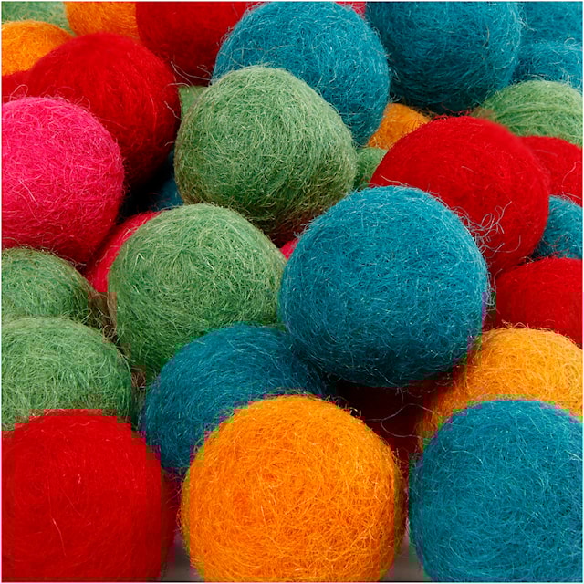 Tuotekuva 1 - Villahelmet, halk. 20 mm, vahvat värit, 64 kpl/ 1 pkt