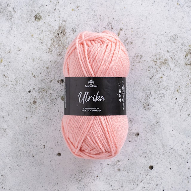 Ulrika Ullgarn 50 g Peachy Keen 013 Svarta Fåret