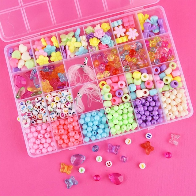 Tuotekuva 1 - Helmet Set 600+ kpl 19 cm Robetoy