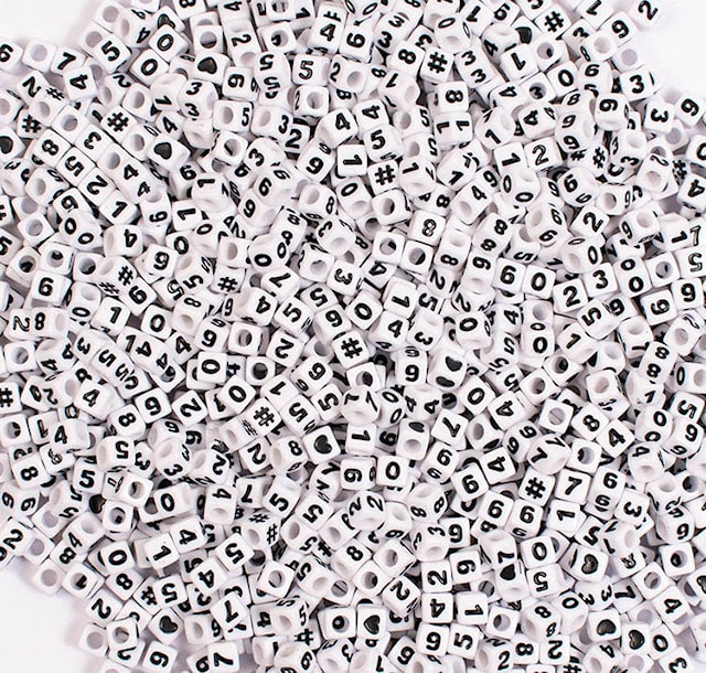 Plastperler med tall Playbox