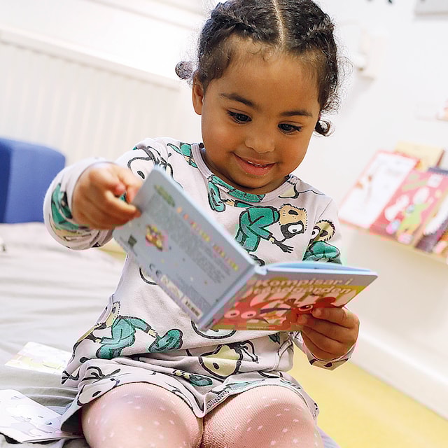 Tuotekuva 4 - Ensimmäinen Kirjahyllyni Eläin Babblarna