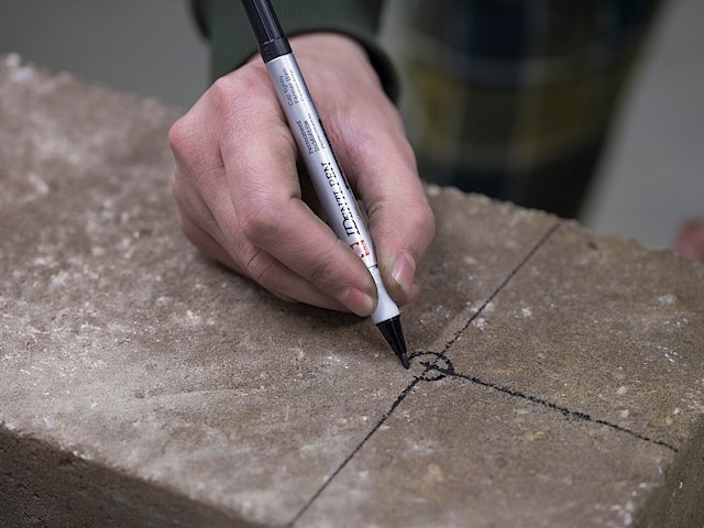 Produktbild 3 för Sakura Identi Pen Svart Markör