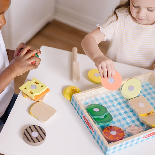 Tuotekuva 5 - Puinen voileipäsetti Melissa & Doug