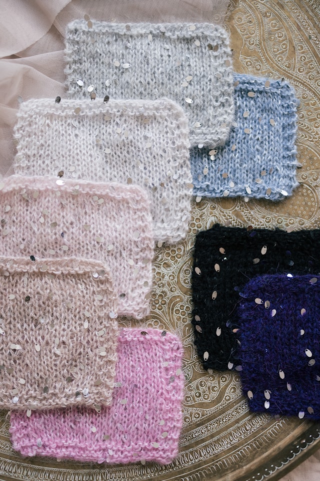 Produktbilde 2 for Loisto Paljettgarn 50g Diva 6041 Novita