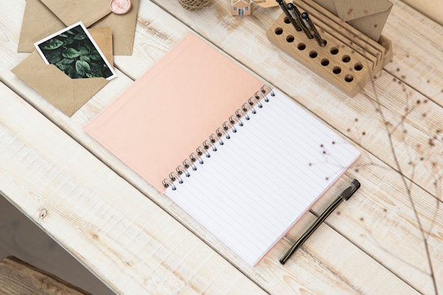 Produktbilde 5 for Notatblokk A5 Linjert 90 ark Rosa Bigso Box of Sweden