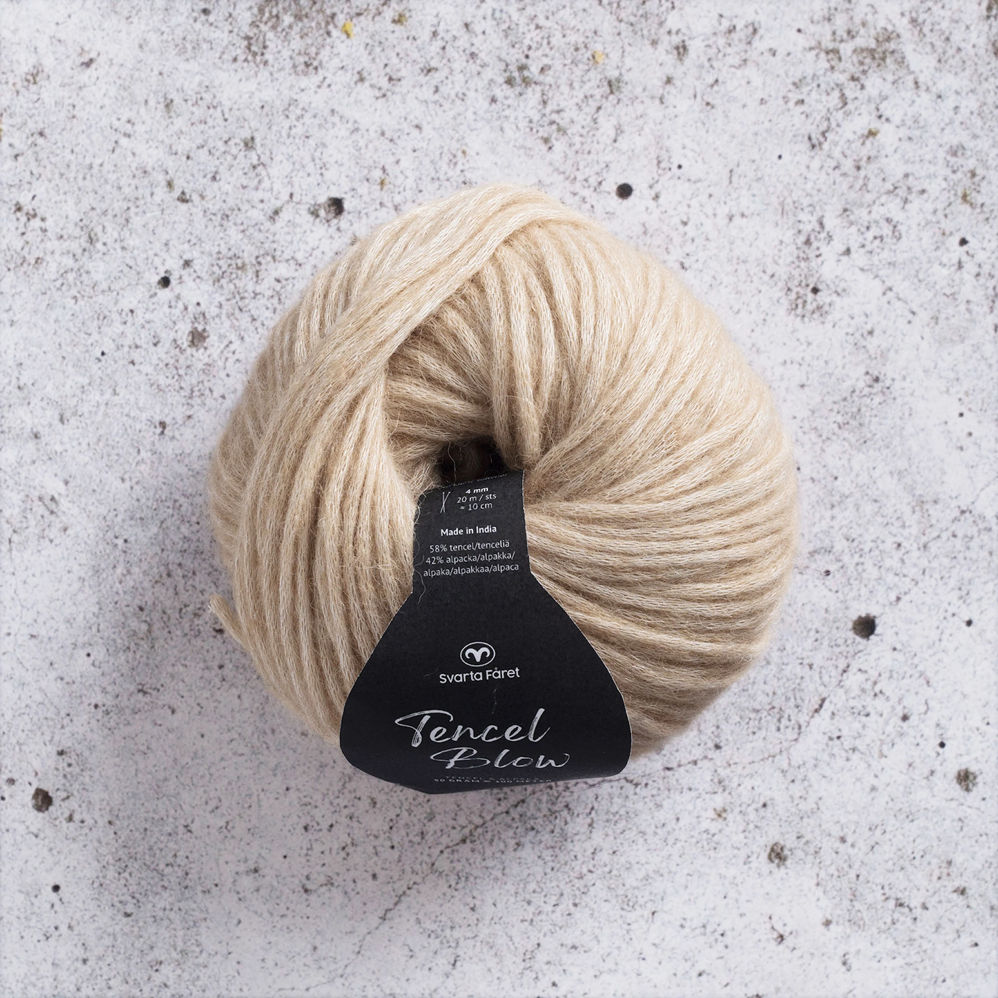 Produktbilde for Tencel Blow alpakka-miks garn 50g Svarta Fåret