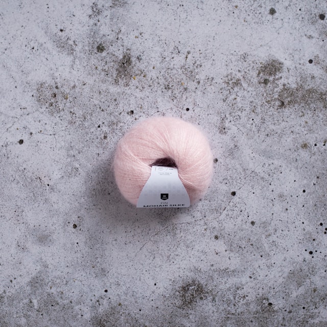 Fin Mohair Silk Garn 25 g Pink Marshmallow Järbo