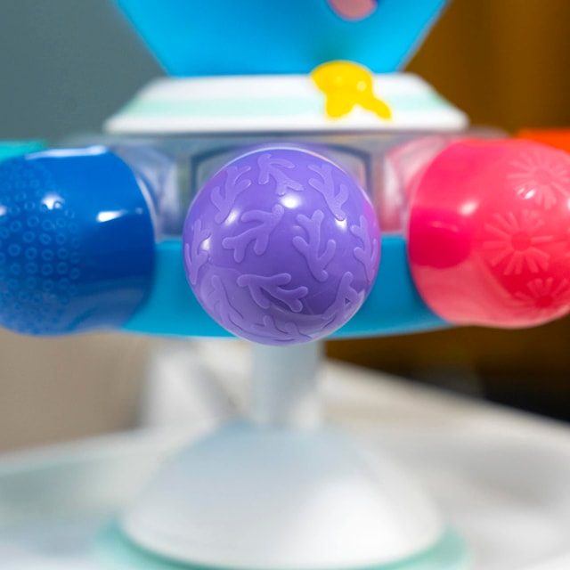 Produktbild 5 för "Ljus & Vänd"-leksak: Opus Baby Einstein