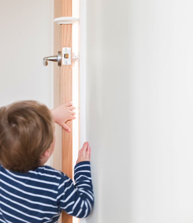 Produktbilde 6 for Dørbrems/Klemmebeskyttelse med Oppbevaringsenhet Safe & Care