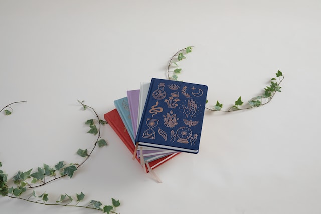 Produktbild 5 för Skrivbok Mystik, Linjerad, 200 sidor, Designworks