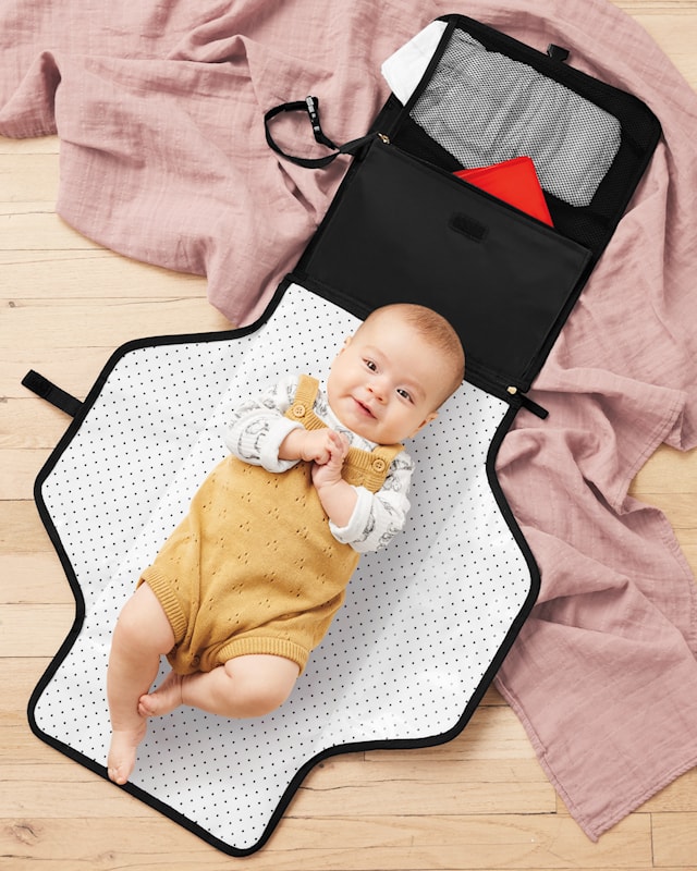 Tuotekuva 4 - Skötväska Pronto Signature Envi Luxe Eco Black Skip Hop