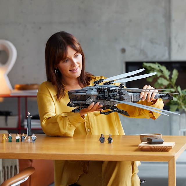 Produktbild 2 för Dune Atreides Royal Ornithopter LEGO® Icons (10327)