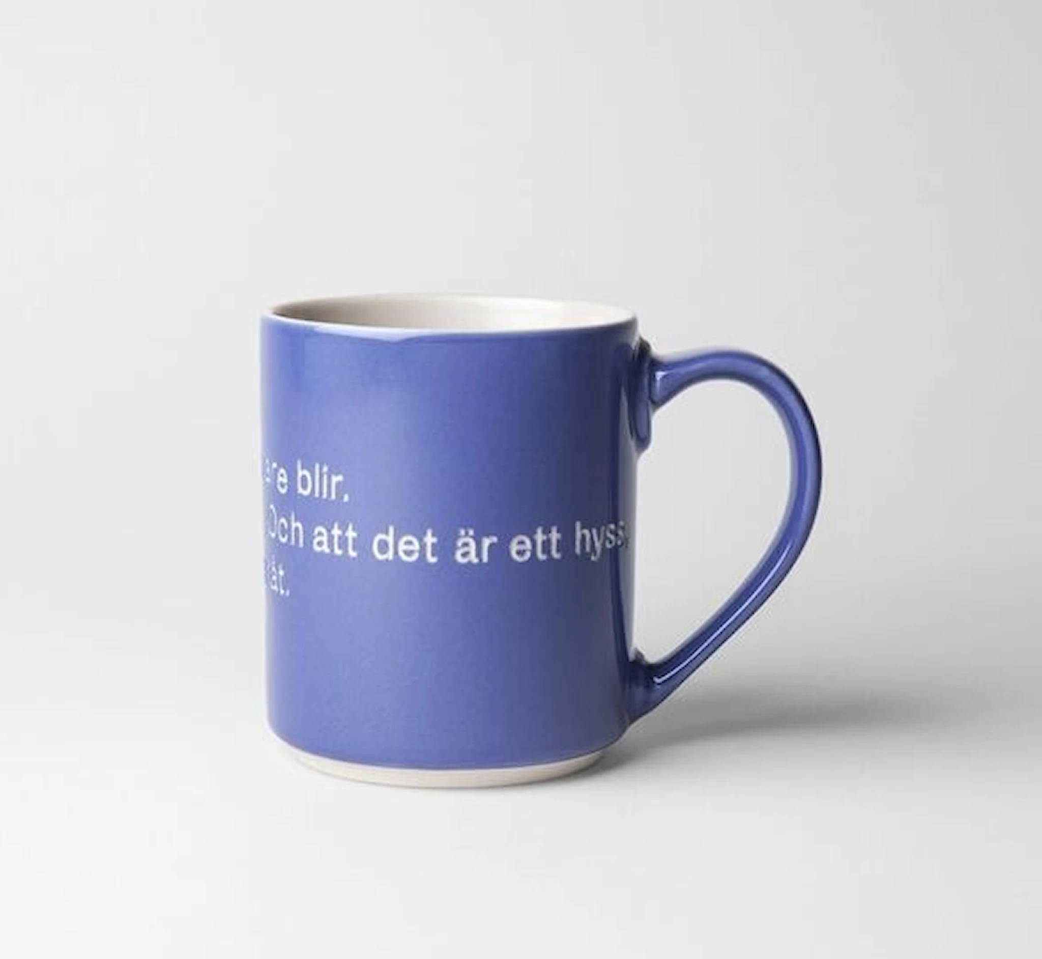 Produktbild för Astrid Lindgren Mugg Hyss Hittar Man Inte På 35 cl Blå, Design House Stockholm