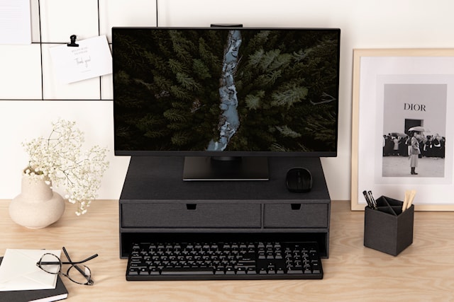 Produktbild 5 för Laptopställ Ted med förvaring Black 48,5x26x15cm Bigso Box of Sweden