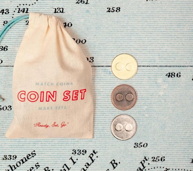 Produktbild 2 för Spel Myntset Coin Set - Match Coins, Make Sets (SE/EN)