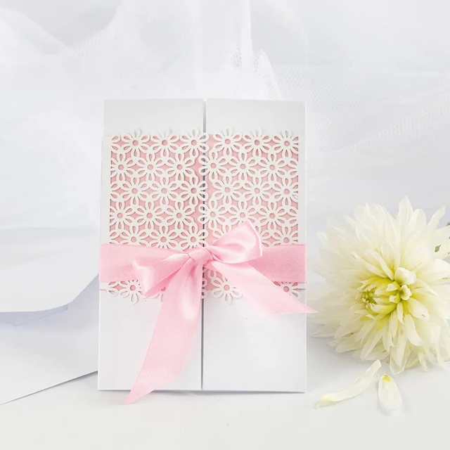 Produktbild 4 för Bröllopskort Pärlemor Råvit med kuvert 10,5x15 cm 10-pack