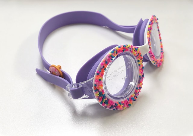 Uimalasit Donut Purple Piikaboo