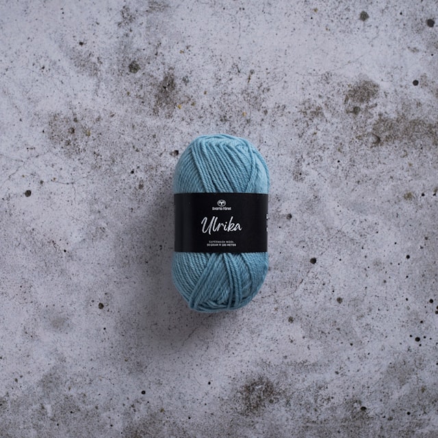 Ulrika Ullgarn 50 g Ljusblå Svarta Fåret