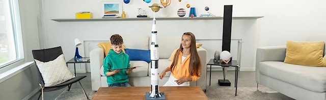 Tuotekuva 8 - Apollo Saturn V Rocket, Palapeli 440 palaa, Ravensburger
