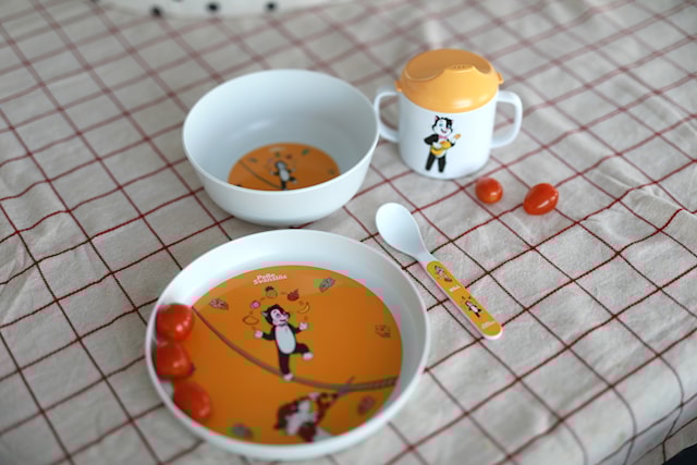 Tuotekuva 2 - Pelle Possu Kulho Nektariini Rätt Start