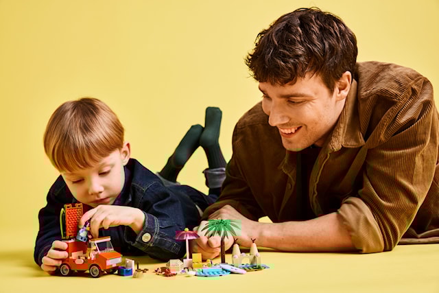 Produktbild 3 för Blueys familjetur till stranden LEGO® Bluey (11202)