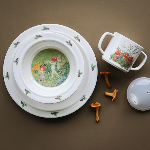 Tuotekuva 4 - Rätt Start Lastenastiasto Elsa Beskow Tonttulan Väki