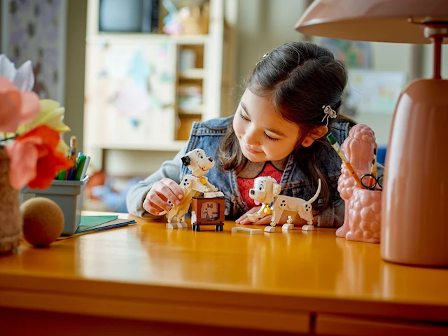 Produktbild 3 för 101 Dalmatiner – Lucky och Penny LEGO® Disney™ (43271)