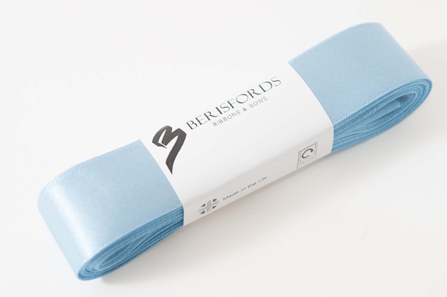 Ljusblått Satinband 25mm x 5 meter