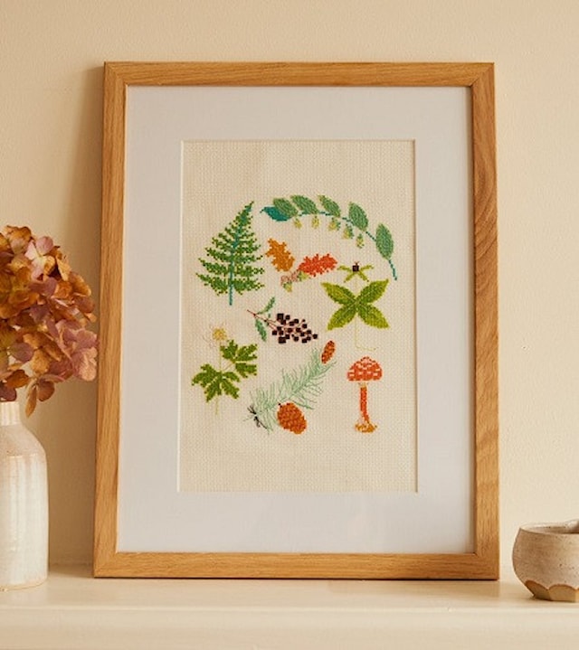 Produktbilde 4 for Broderisett med skogsglentemotiv, 17,1 x 20 cm, DMC Mindfulness