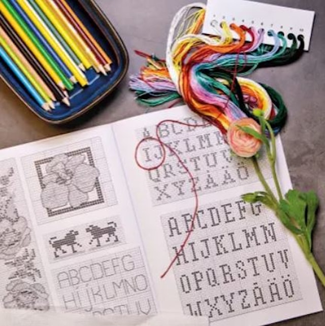 Produktbild 1 för Startkit Broderi Svarta Fåret