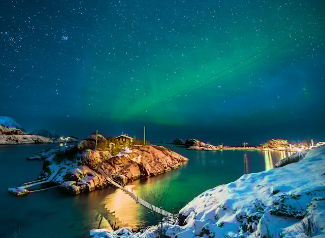 Produktbild 2 för Pussel Northern Lights In Bergsfjord 500 bitar, Ravensburger