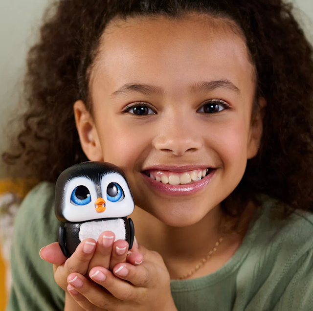 Produktbild 2 för Handfuls Pingvin FurReal