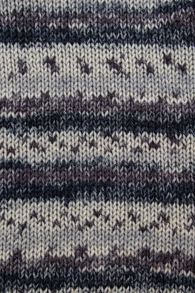 Tuotekuva 2 - Socki Lanka Villasekoitus 100 g Grumpy Pa C153 Adlibris